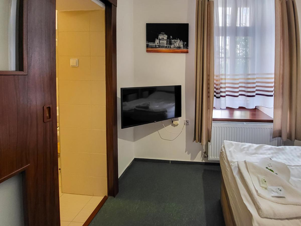 Pension City Плзень Екстер'єр фото