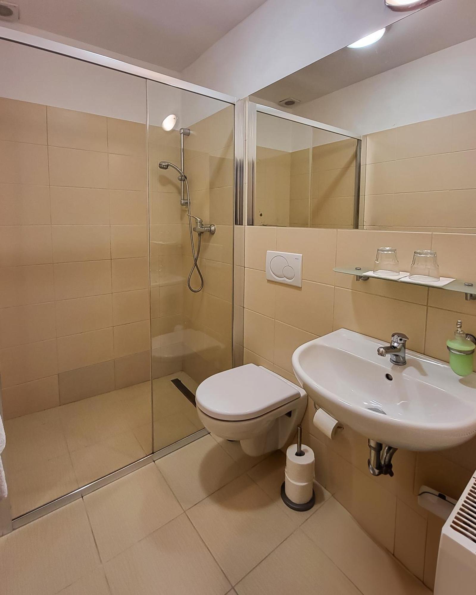 Pension City Плзень Екстер'єр фото